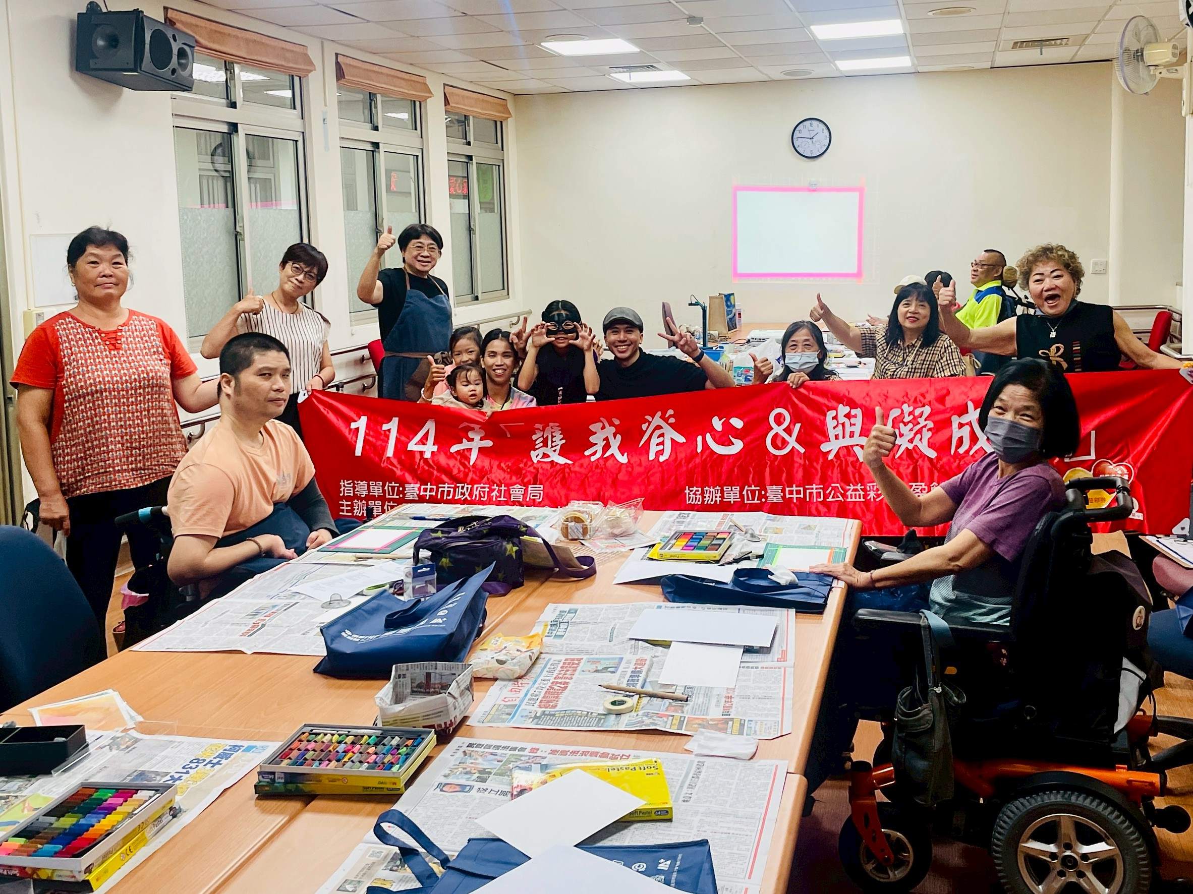 和諧粉彩-梵谷“星夜”114.10.30 (標題圖檔)